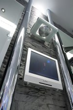 090310-neuste-technik-cutting-crew.jpg