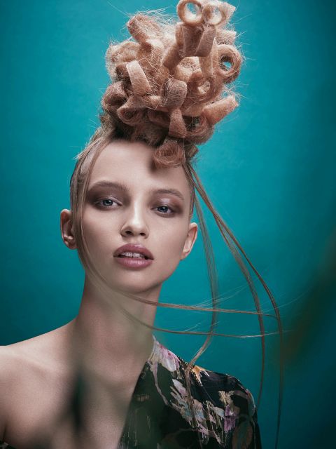 Abiball Frisuren Pony Hochsteckfrisur