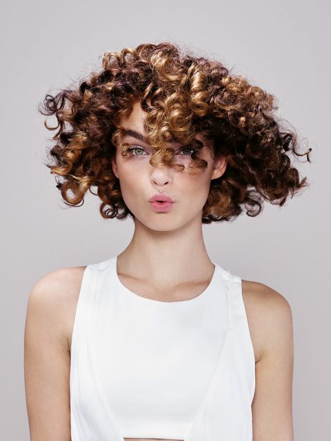 Unsere Top Lockenfrisuren Platz 3