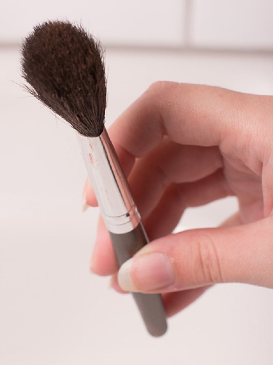 Pinsel und Makeup Applikatoren richtig waschen