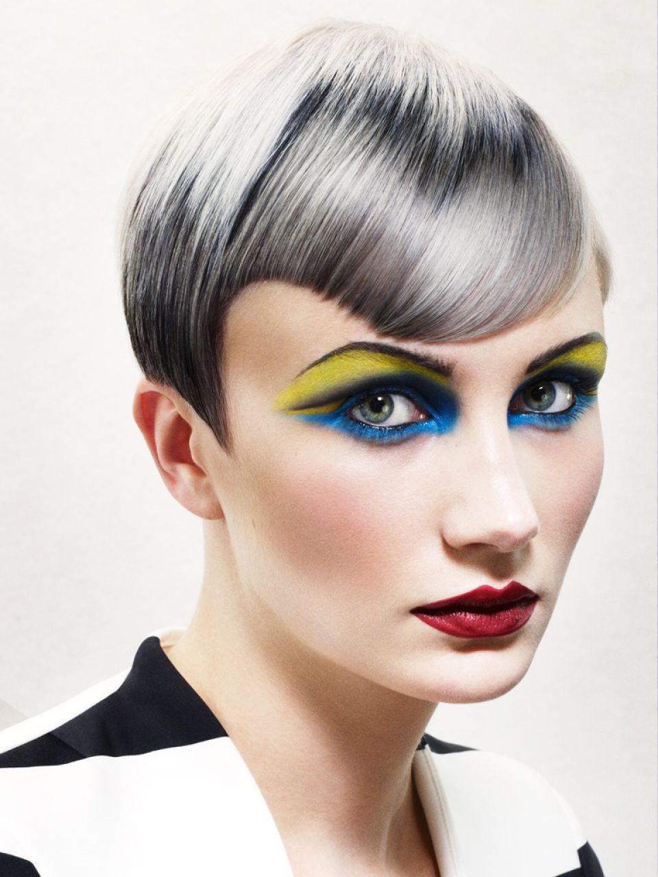 Elegante Kurzhaarfrisuren Fr Frauen Mit Dicken Haaren Elegante Kurzhaarfrisuren Fr Frauen Mit Dicken Haaren