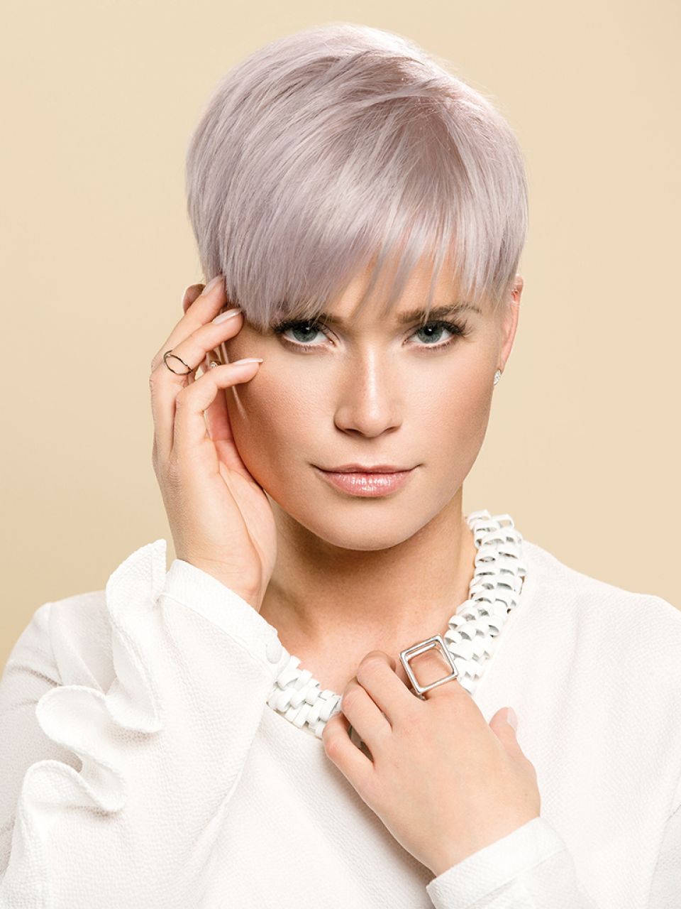 Klier - Sommerblond 2016 | Friseur.com Klier - Sommerblond 2016 | Friseur.com