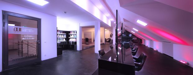 Top Styling Im Penthouse Bash Day In Neuer Location Friseur Com